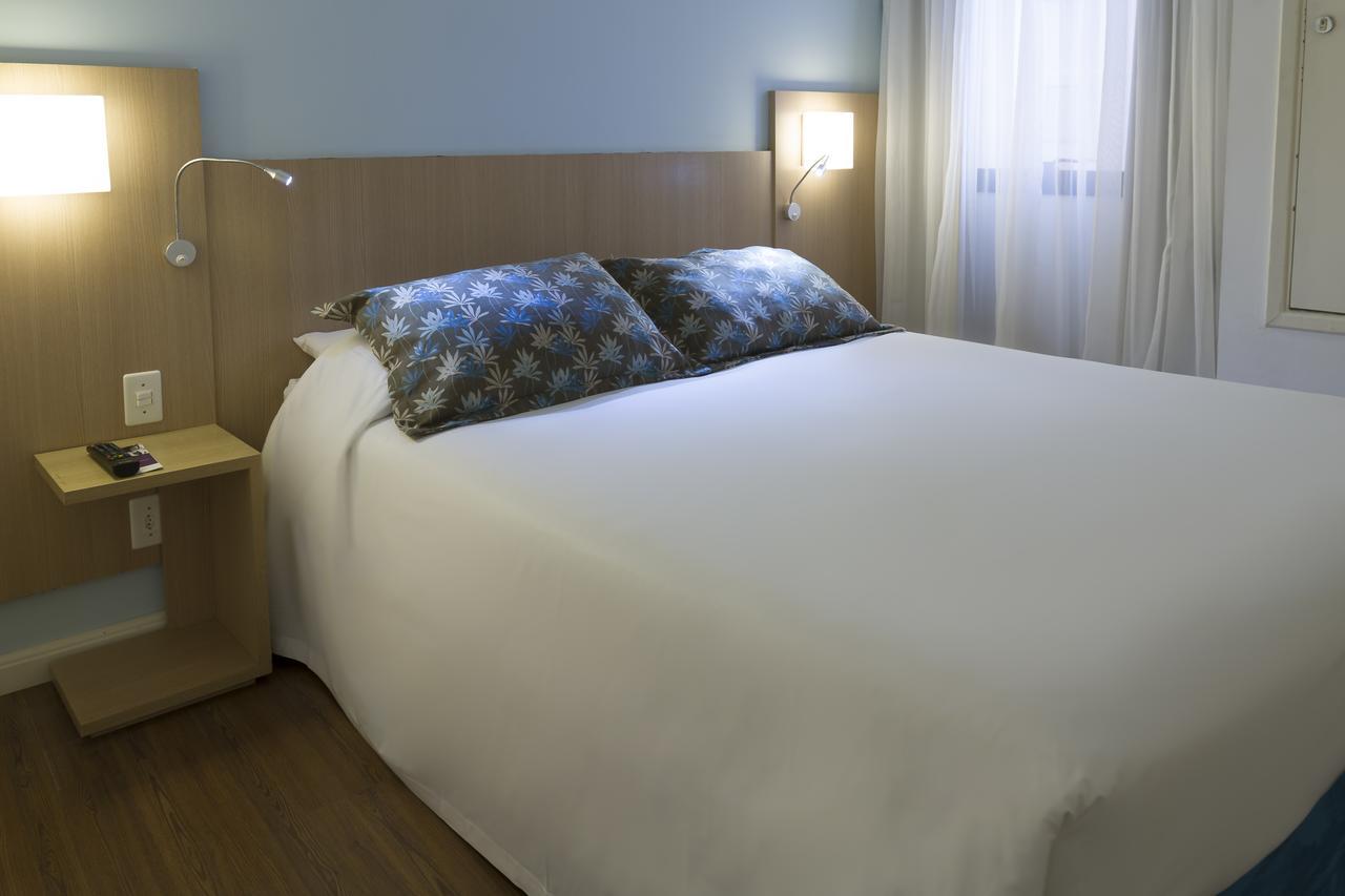 Mercure Santos Bagian luar foto